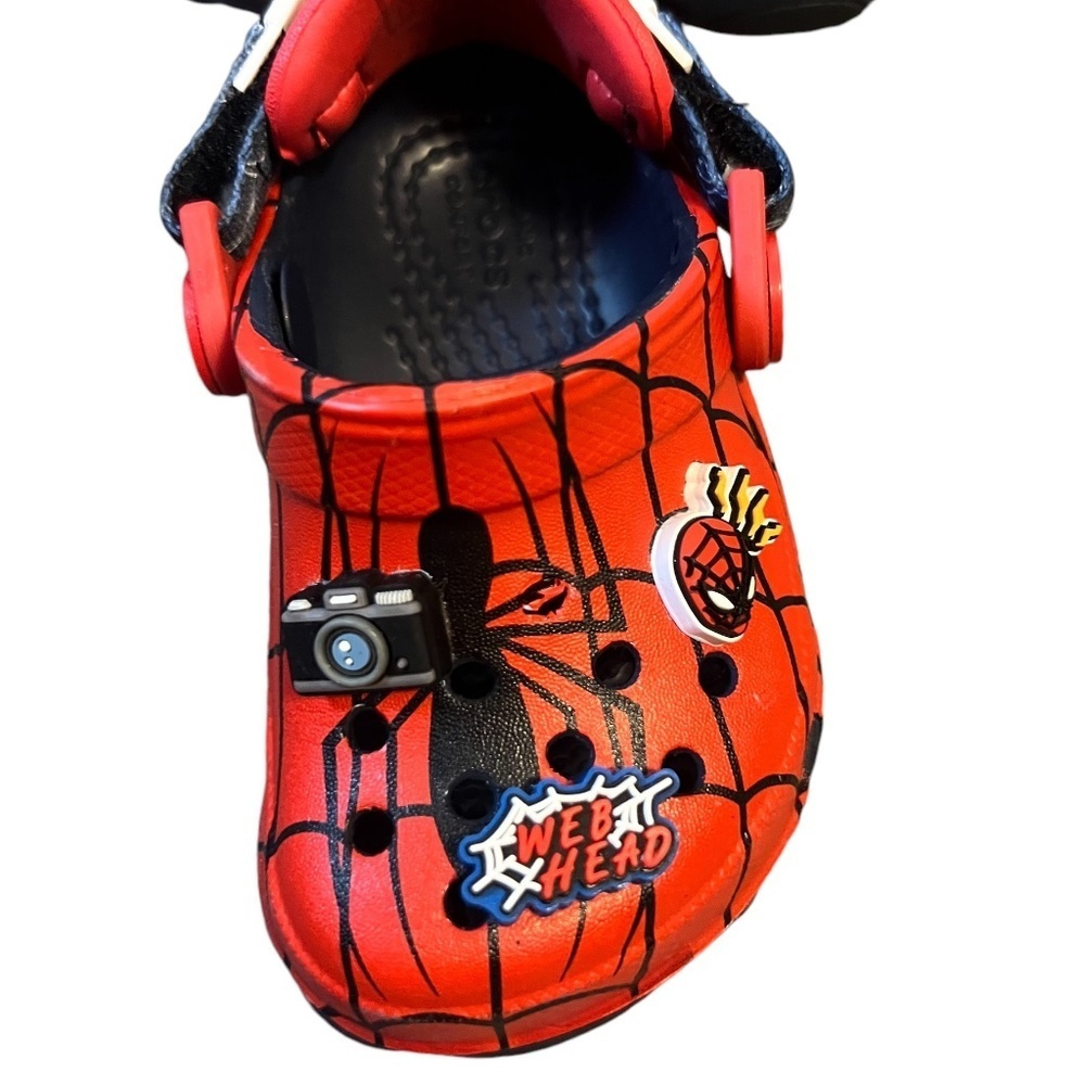 NWOT Crocs Marvel Team‎ Spider Man All Terrain Kids Clogs Sandals Red, Size 4C - Picture 8 of 8